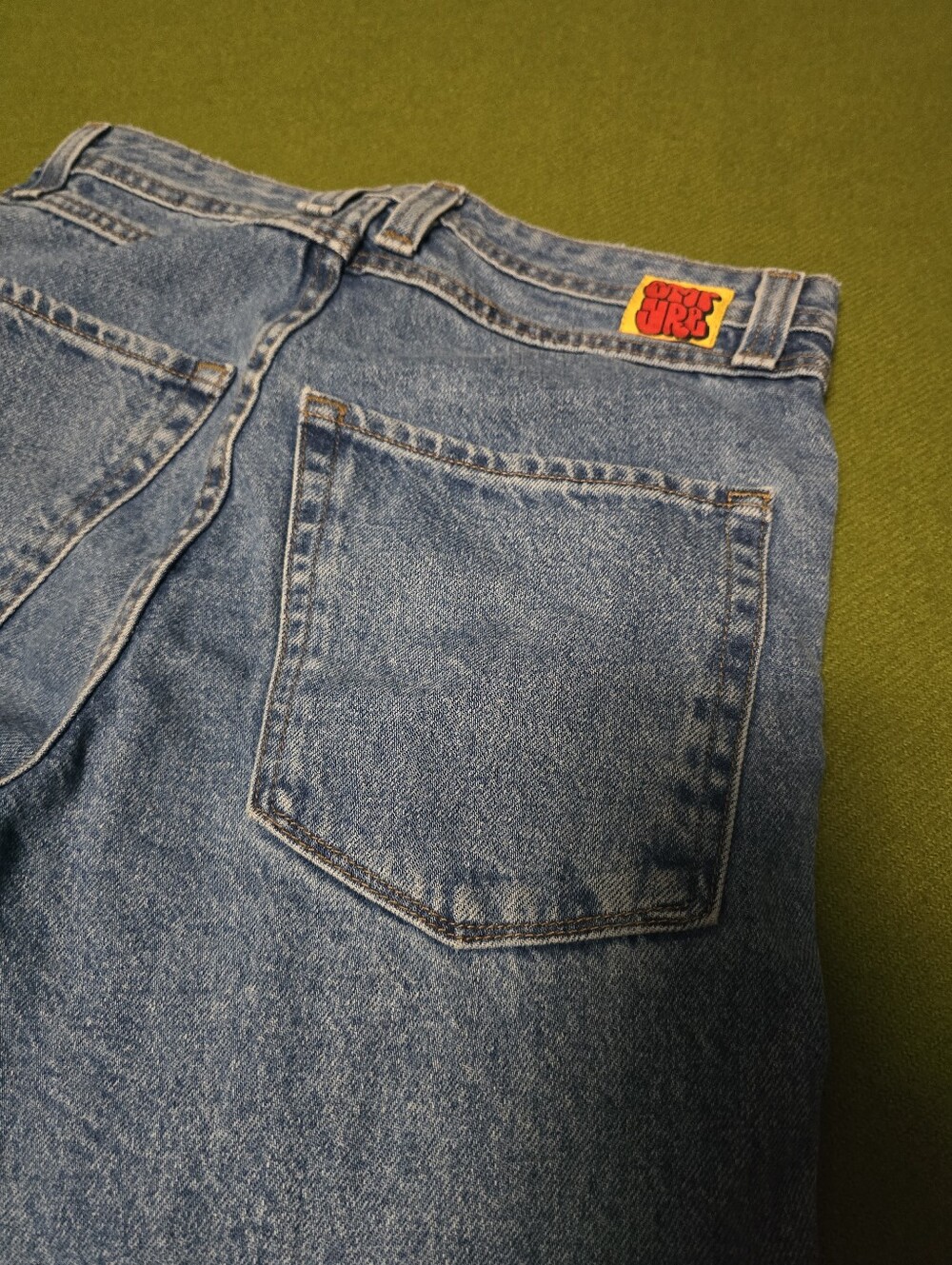 Empyre Relaxed Light Wash Men's Denim Jeans
